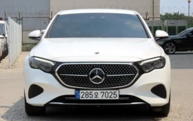 인천중고차위탁판매 E-클래스 W214 E200 매물 사진 13 - 2024/11 10,262km